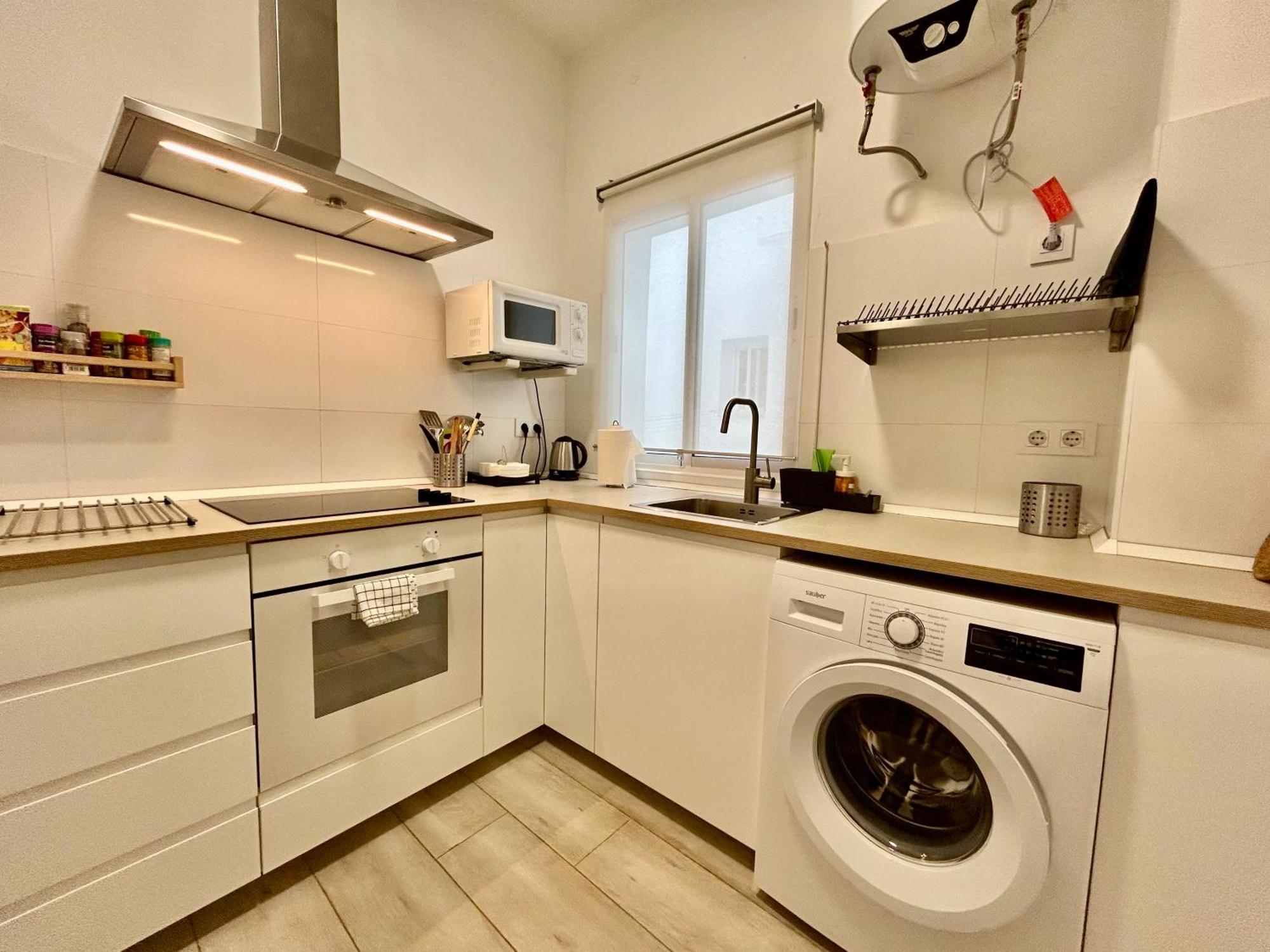 Acogedor Apt 8Pax 4Bdr 2Bth- Cozyhomesevilla2 Экстерьер фото
