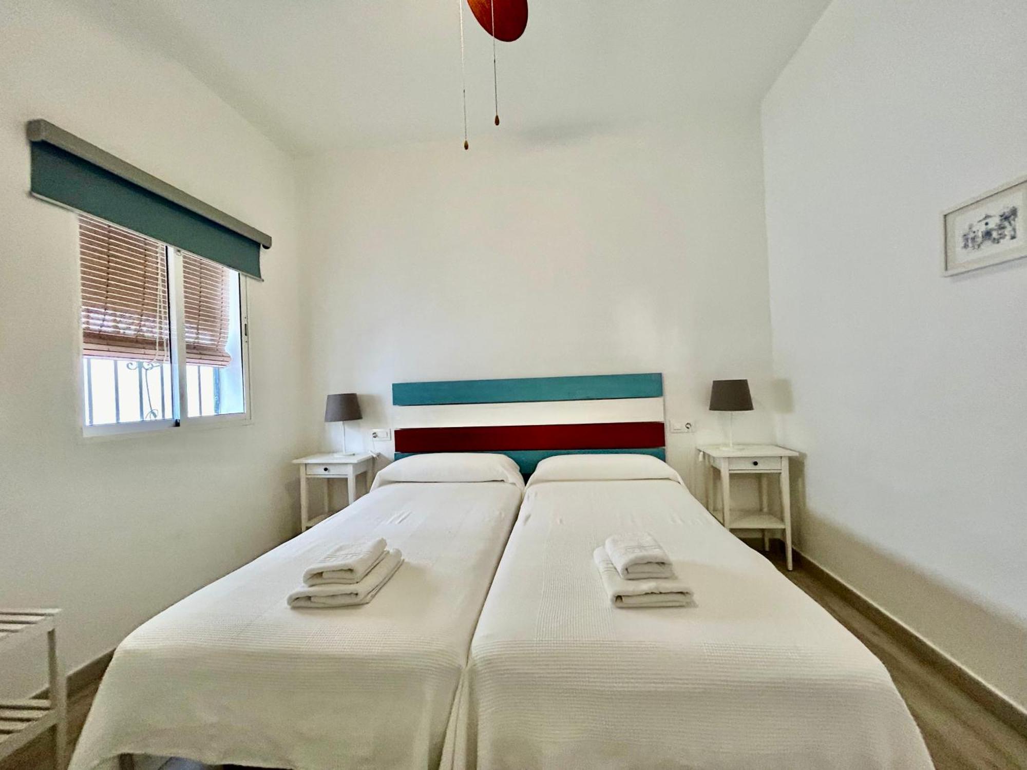 Acogedor Apt 8Pax 4Bdr 2Bth- Cozyhomesevilla2 Экстерьер фото