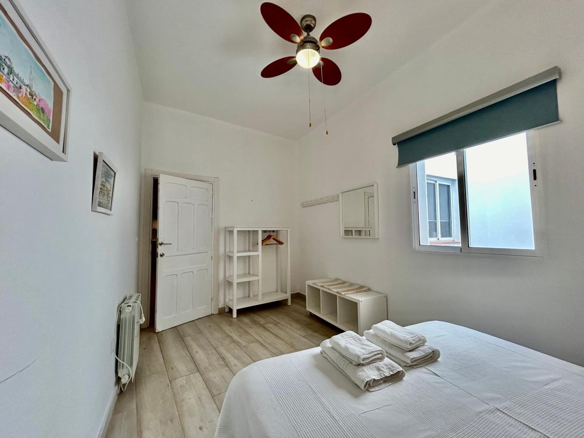 Acogedor Apt 8Pax 4Bdr 2Bth- Cozyhomesevilla2 Экстерьер фото