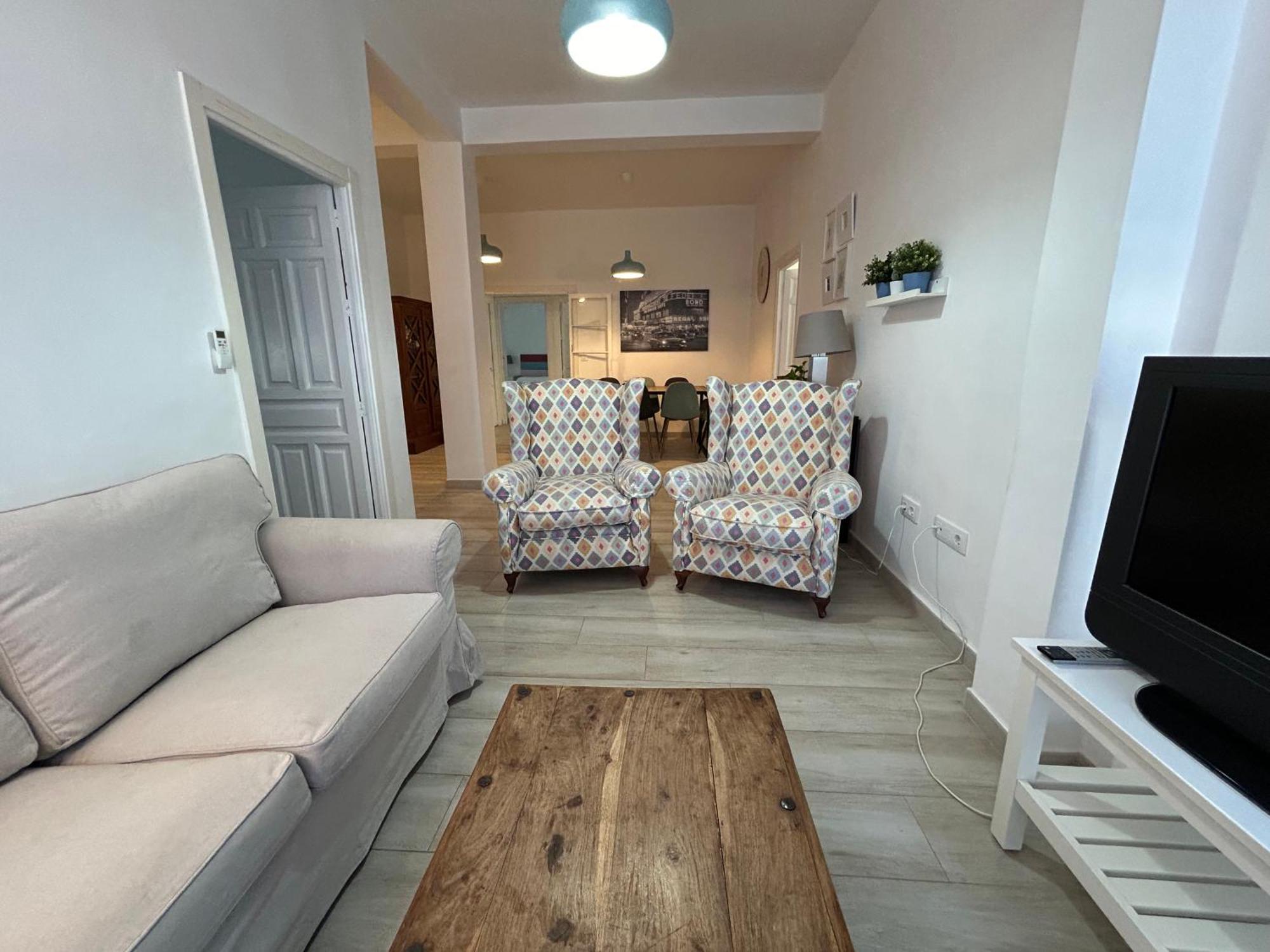 Acogedor Apt 8Pax 4Bdr 2Bth- Cozyhomesevilla2 Экстерьер фото